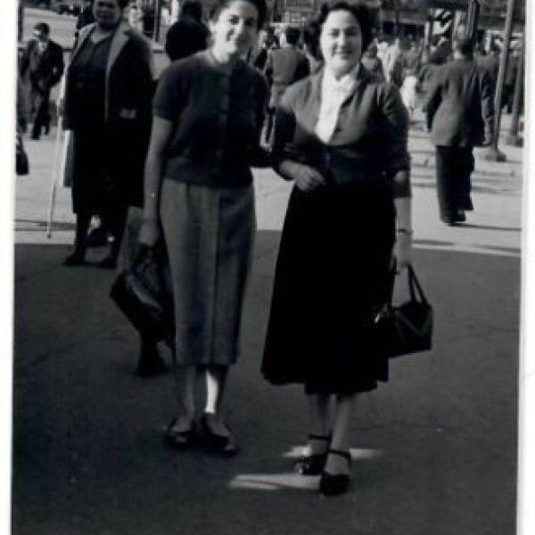Pola and Roza, Paris, 1956