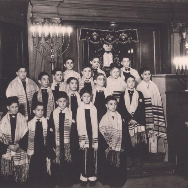 Congregation Ezra Bessaroth Boys Choir. (1931)