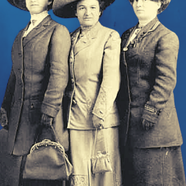 Bertha (Mallon) Bridge, Fannie (Flaks) Bridge and Helen Bridge. Washington State Jewish Archives