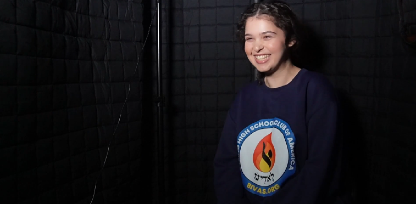 Sara Miller participates in the UW Hillel Story Booth