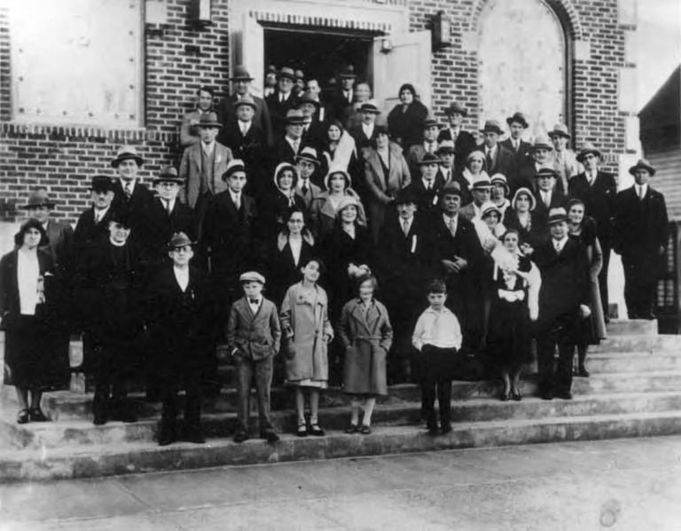Congregation on the steps of Temple Adath Israel at its dedication, Centralia, Washington, May 7, 1930