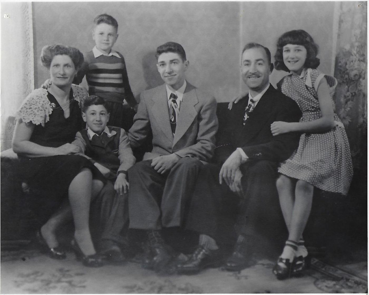 Jack and Louise Azose with children (Ike in center). Image courtesy Ike Azose.