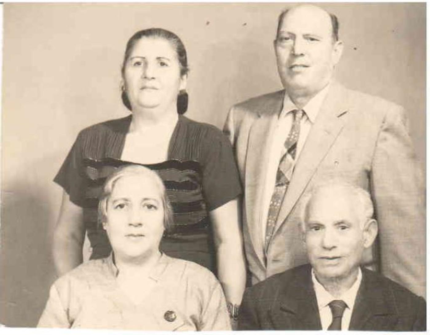 Pola's parents with her mother's sister and husband
