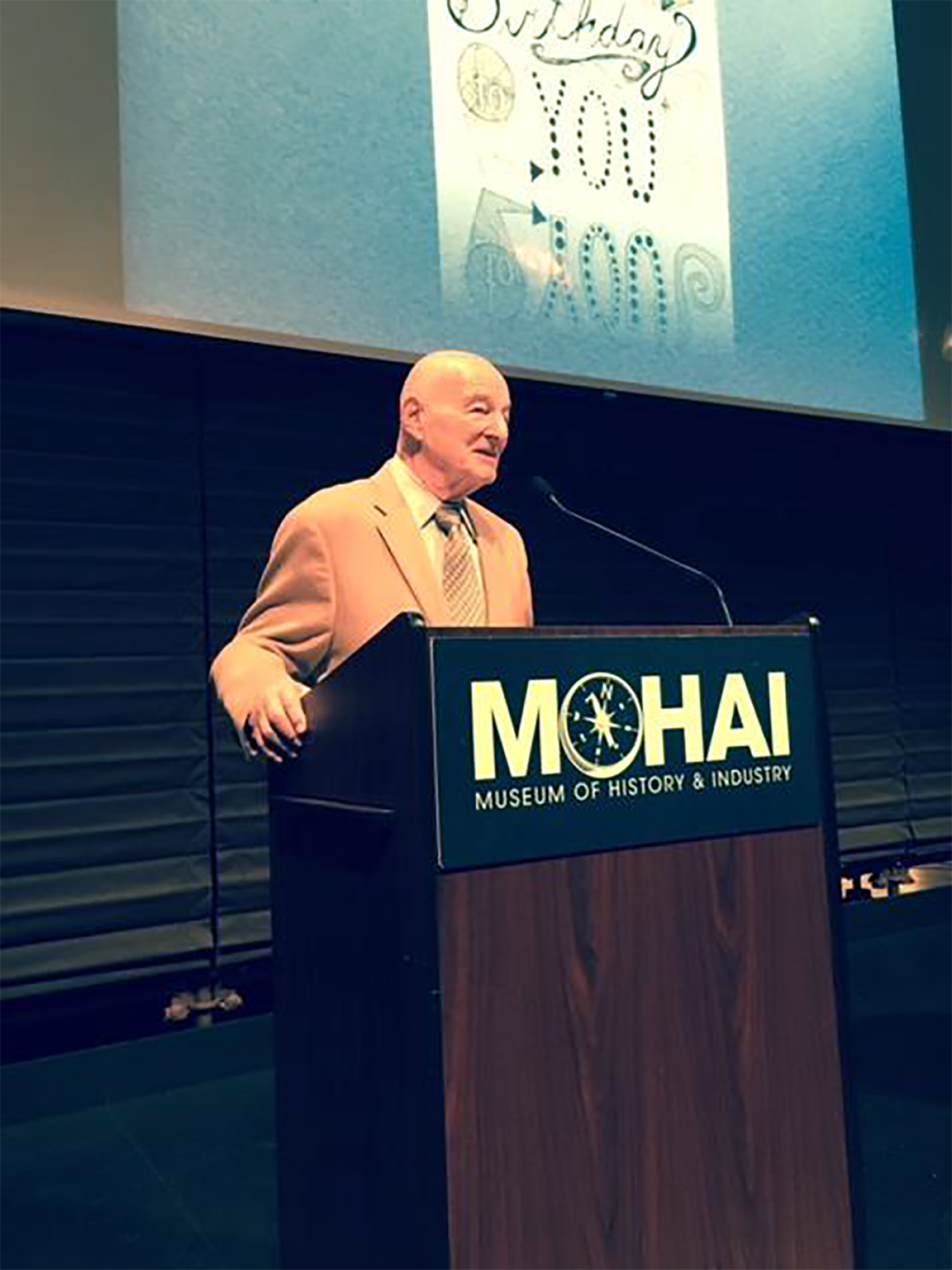 Make-A-Wish at Ben Bridge Jeweler in Downtown Seattle, March 2013. Image courtesy Ben Bridge Jeweler.