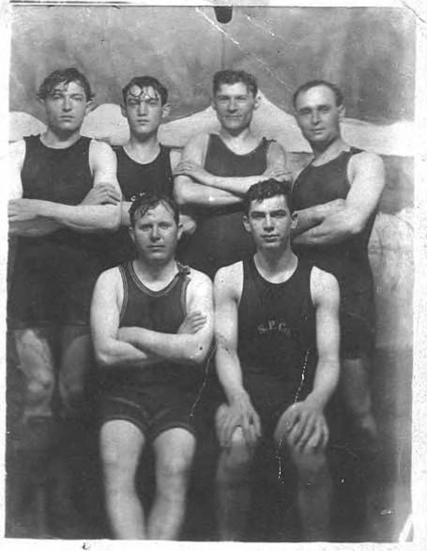 Young Men's Hebrew Association (YMHA) swim team including Hyman Deutsch, Victor Deutsch, and Julius Deutsch, probably Seattle, approximately 1915