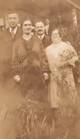 Sturnman - Mel's Grandparents.png